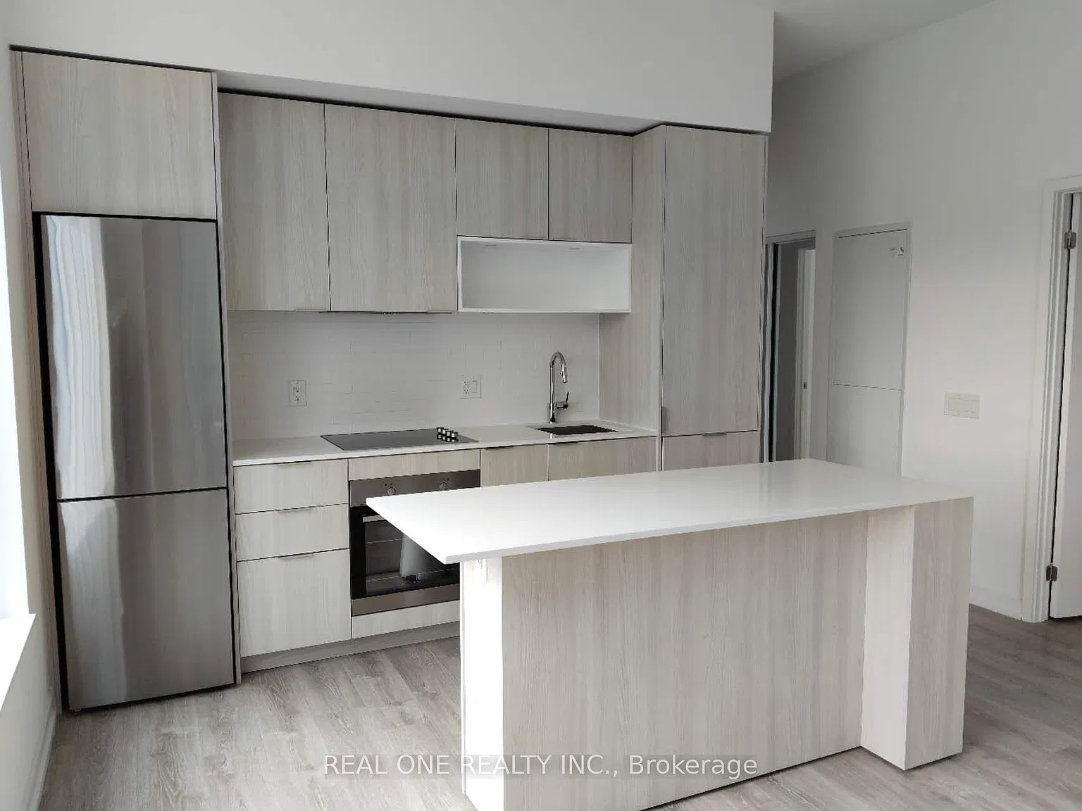 2 bed, $2,900 — Photo 2
