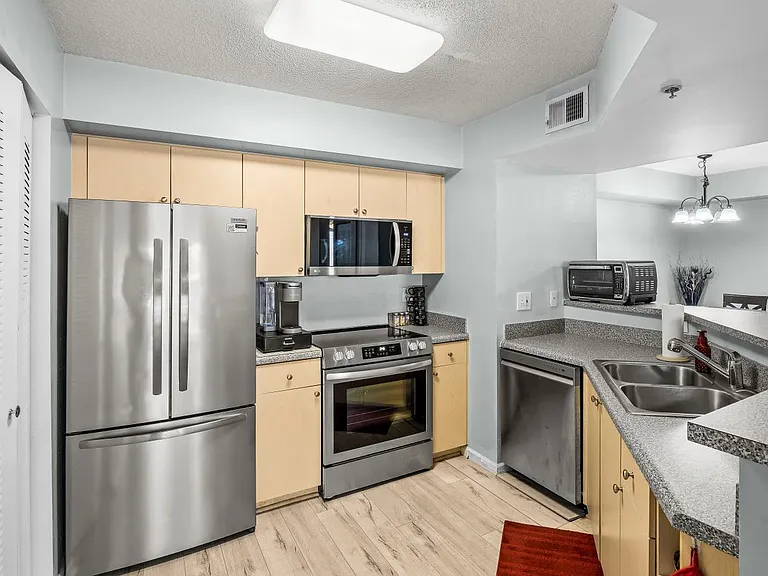3721 NW Mediterranean Ln #8-304 — Photo 5
