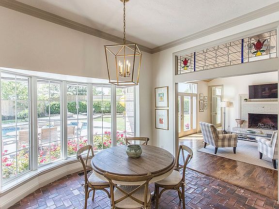 5th image of 11900 Maple Hollow Ct