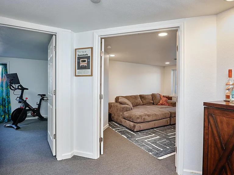 4990 Perry St — Photo 15