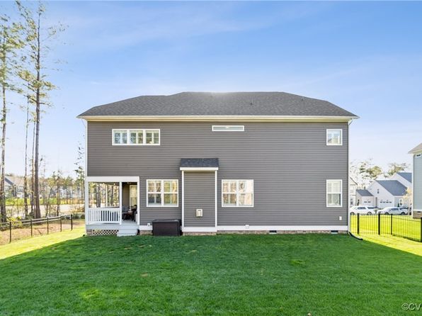 7207 Maple Summit Ln, Moseley, VA 23120