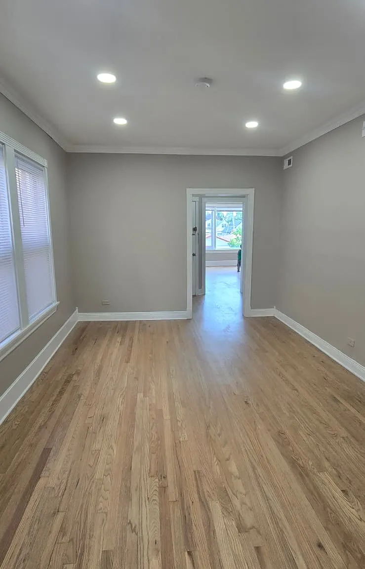 5336 W Foster Ave — Photo 4
