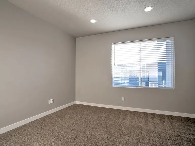 1681 S 225 W — Photo 14