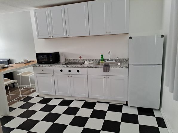 1122 Business Rte #4-6