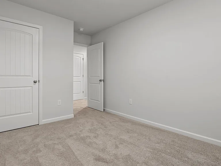 1005 N 2nd Ave NW #26 — Photo 7