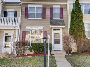 3934 Hartlake St, Woodbridge, VA 22192
