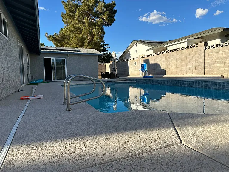 2412 Vista Colina St — Photo 6