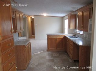 896 Trey Rdg, Monroe, MI 48161