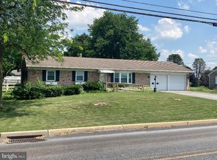 53 Queen Rd, Gordonville, PA 17529