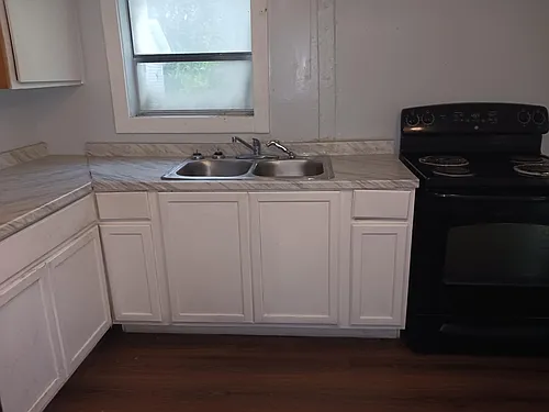 1767 Broadway Ave Photo 1