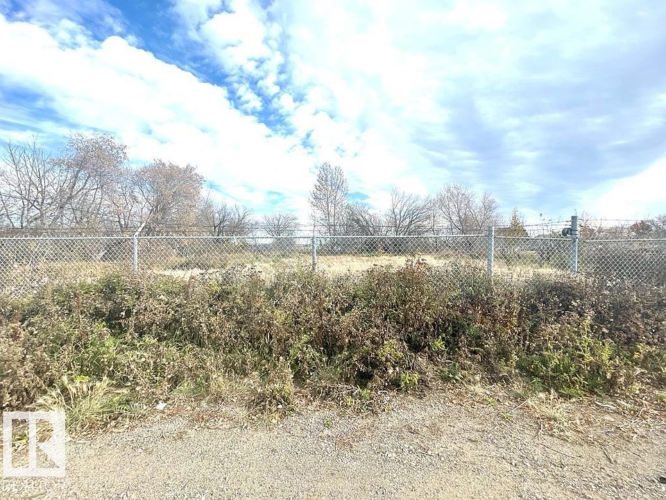 2nd image of 12433 49th St NW