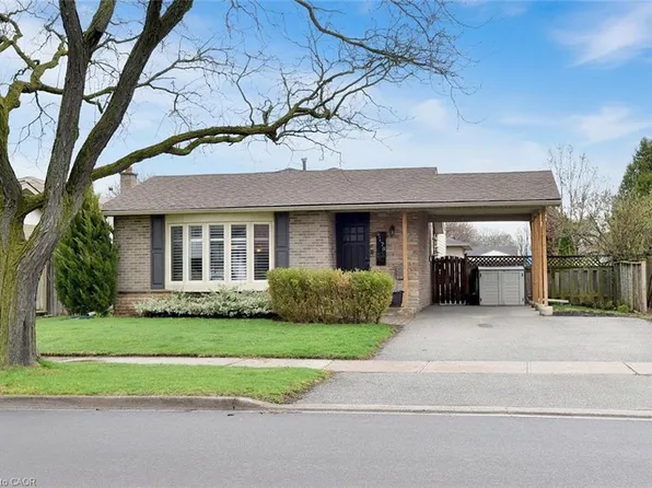 3178 Heathfield Dr, Burlington, ON L7M 1C9