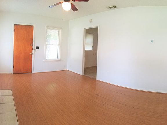 3rd image of 4800 Parrish Rd