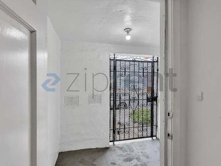 1714 44th Ave — Photo 23