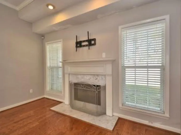 4001 Falliston Dr — Photo 9
