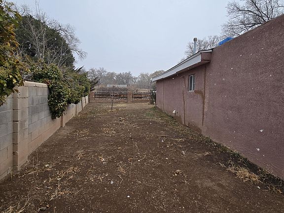 4th image of 2537 La Vega Dr SW