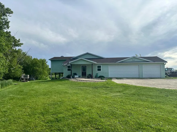 19943 County Highway 24, West Concord, MN 55985