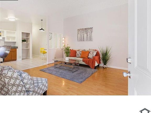 5th image of 716 Sycamore St #2B-1BA-665SQFT