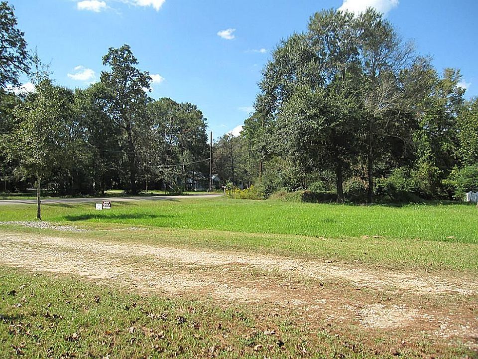 1st image of 27510 Decker Woods Dr