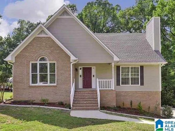 802 14th Ave, Pleasant Grove, AL 35127