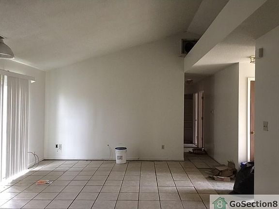 2nd image of 2523 N Parker Ave