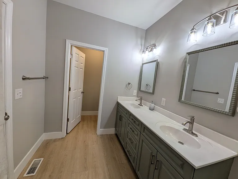 475 Crestview Rd — Photo 24