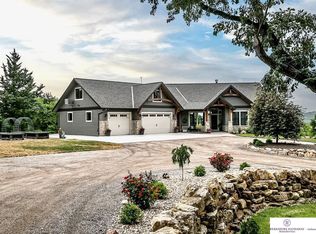 4974 La Platte Rd, Bellevue, NE 68133