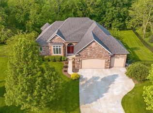1193 S Honeybee Ct, Warsaw, IN 46580