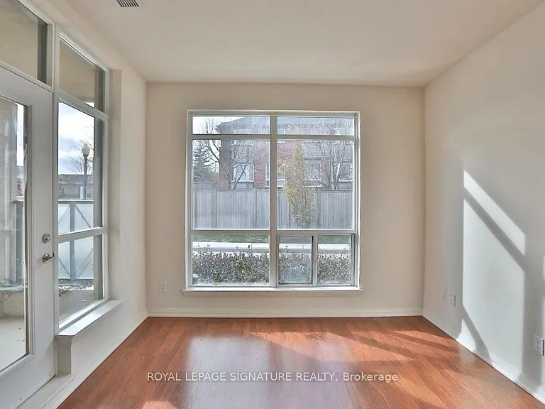 220 Forum Dr #Townhouse 105 — Photo 4