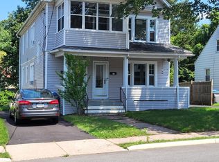 33 Benton St, Manchester, CT 06040