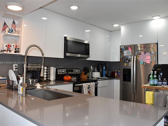 3rd image of 20335 W Country Club Dr APT 1009