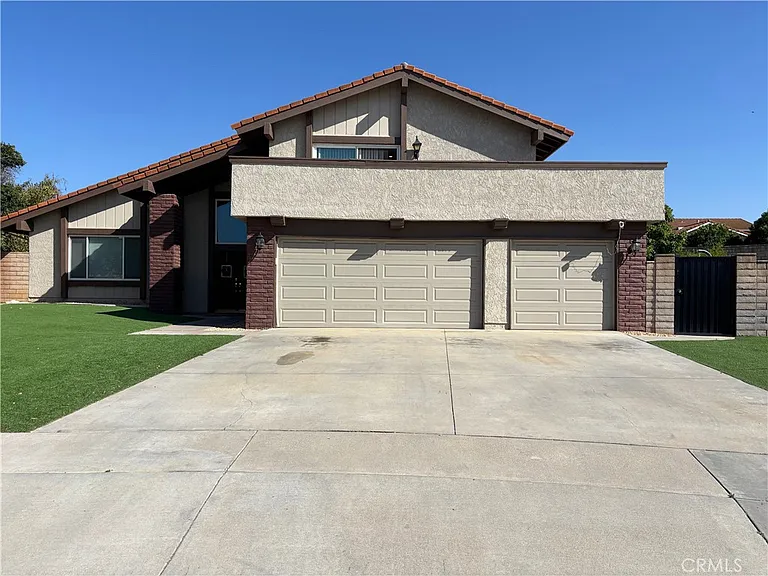 1515 Conestoga Ct — Photo 2