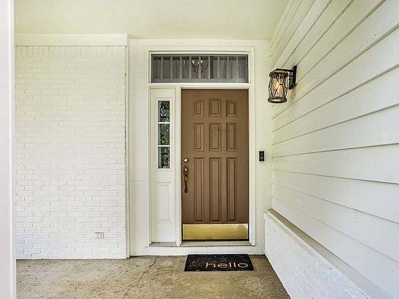 5th image of 10421 Tarpon Dr