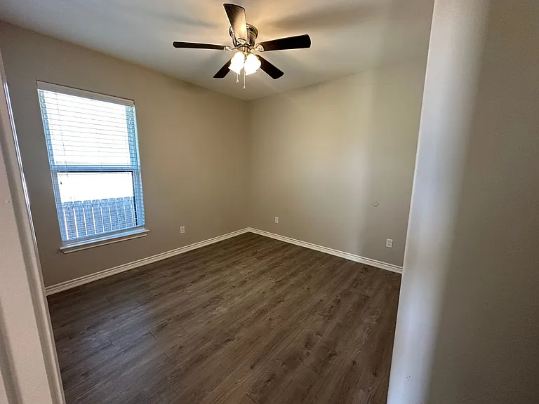 2672 Barbee Rd — Photo 8