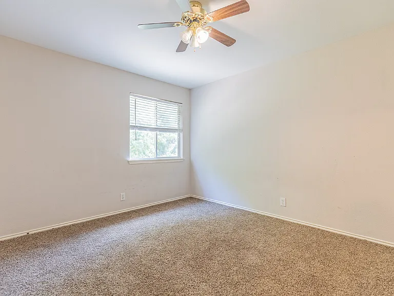 3604 Meade St — Photo 31