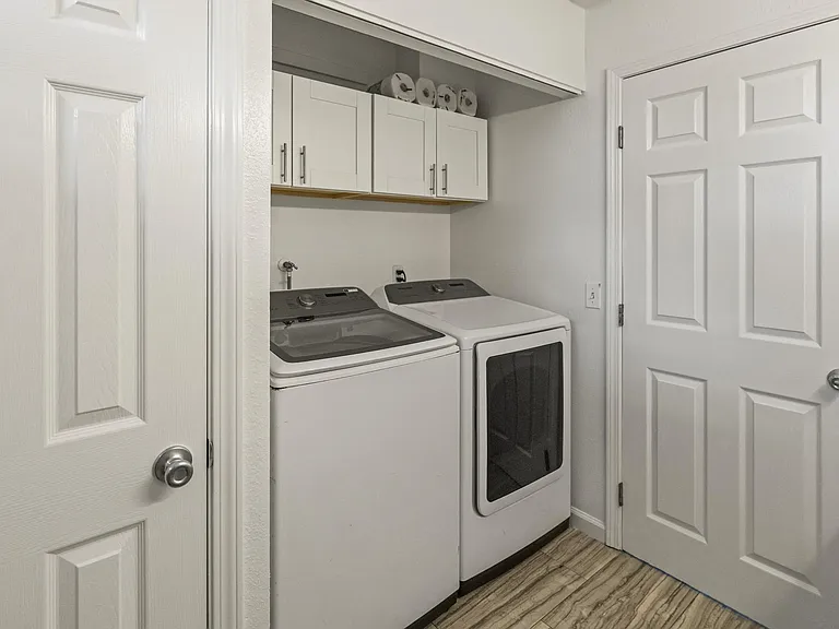 1120 Quail St — Photo 15
