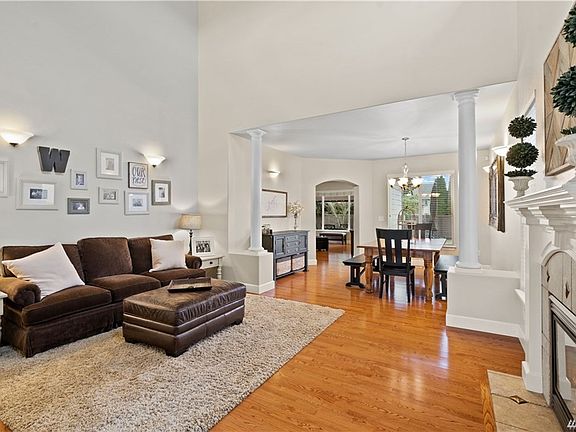 3rd image of 16915 134th Avenue Ct E