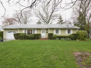 27 Fairfield Ave, Oceanport, NJ 07757