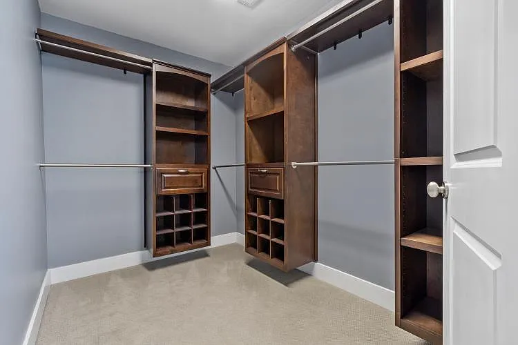 4004 Willow Green Pl — Photo 15
