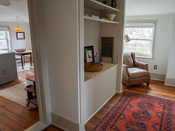 5th image of 416 S Front St APT 6