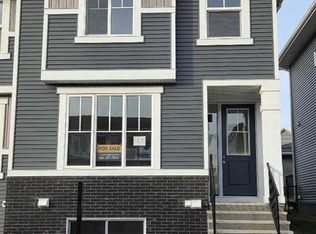 63 S Lambeau Ln SE, Airdrie, AB T4A3P3