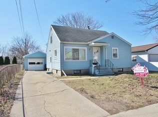 906 Fremont Ave, Bay City, MI 48708