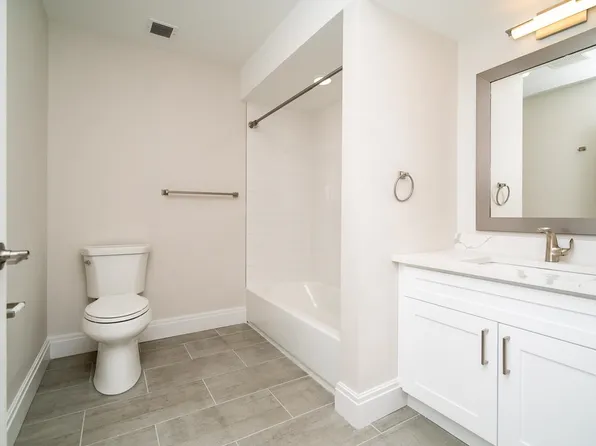 1209 26th Street image 19 of 28