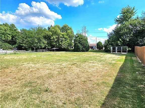 5th image of 7906 Washington Park Dr