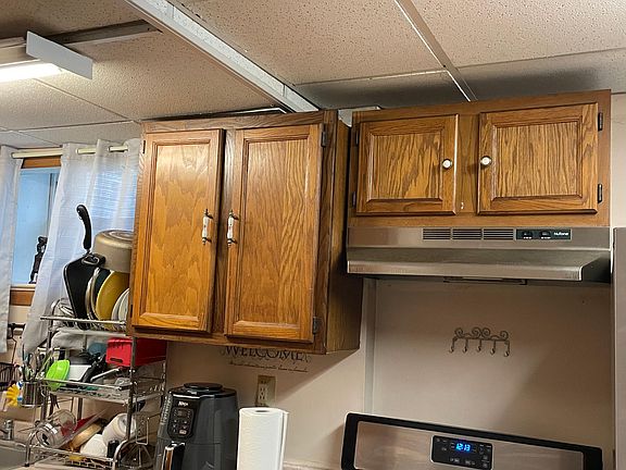 2nd image of 34 Prairie Dr