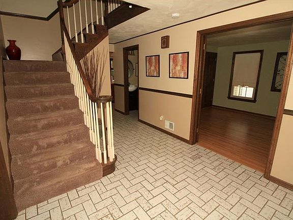 3rd image of 108 Barcellino Way