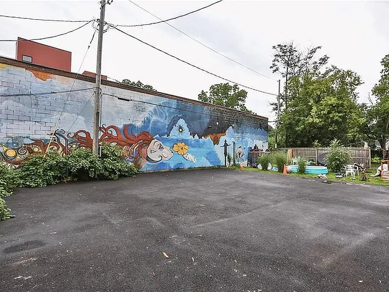 425 Gregory St #1 — Photo 17
