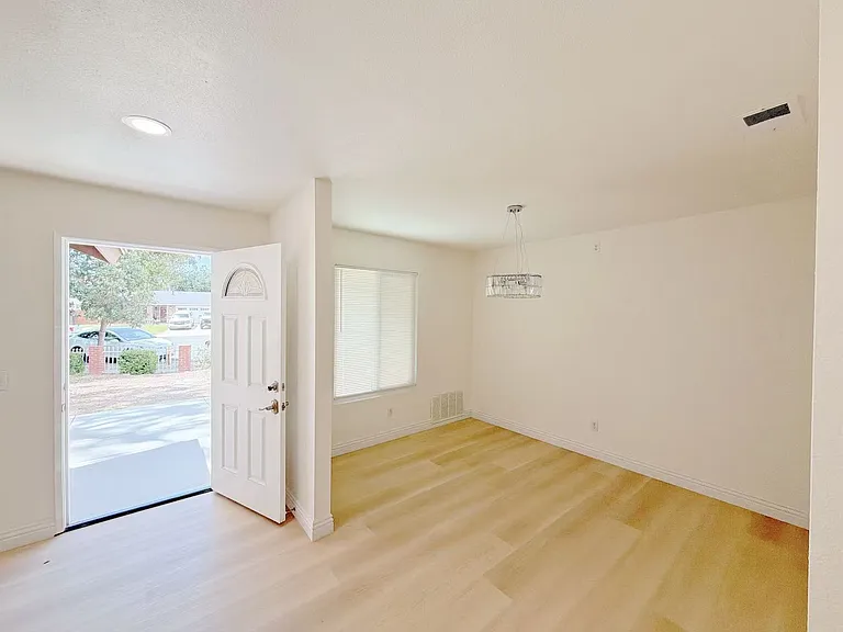 15795 Astral St — Photo 6