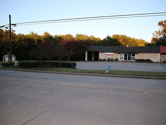 4th image of 408 N Allen Dr