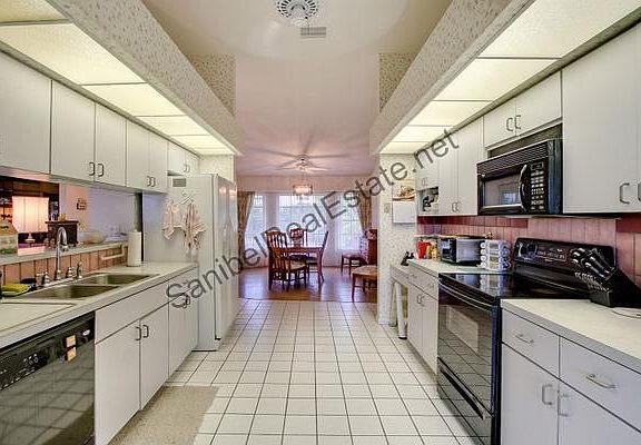 3rd image of 545 Lake Murex Cir